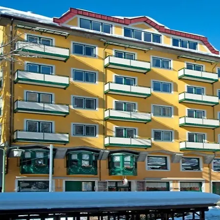 Graceful With Balcony Bad Gastein